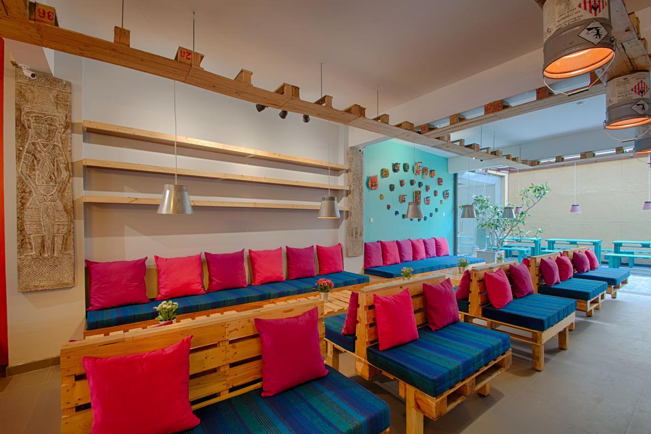 My Little Island Hostel Коломбо Екстериор снимка