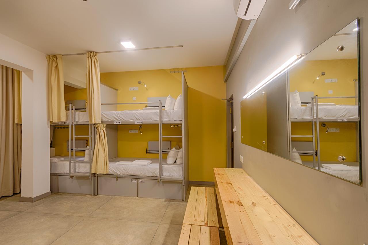 My Little Island Hostel Коломбо Екстериор снимка